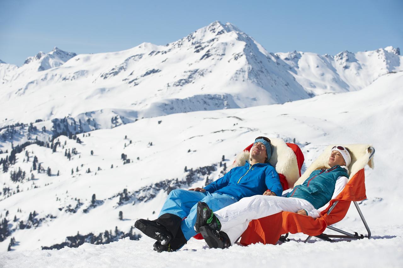 Landhaus Albert Murr - Bed & Breakfast Sankt Anton am Arlberg Exterior photo